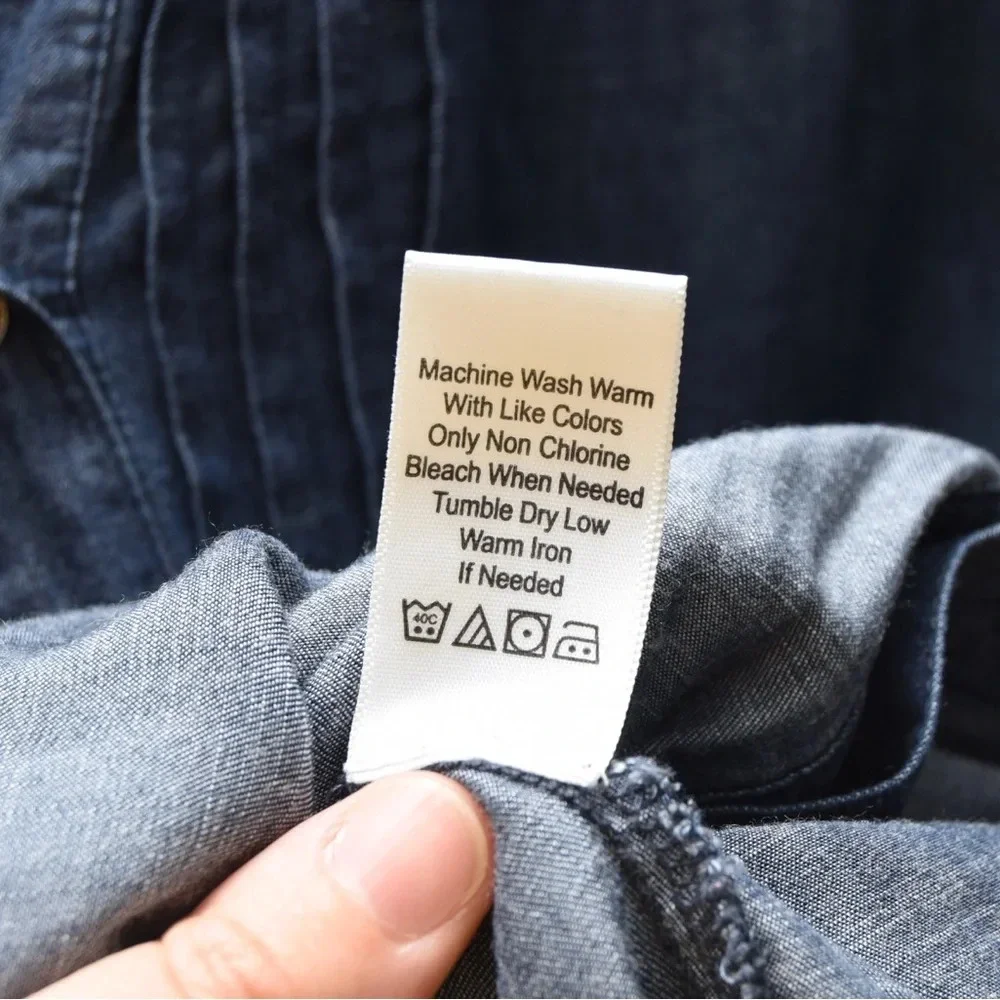 Cold water creek long sleeved pin tucked button up blouse size M - Picture 6 of 7